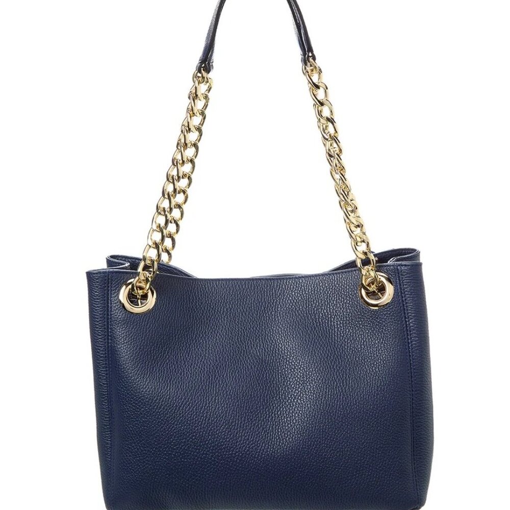 NWT ☑️Valentino LUISA ROCK Leather Chain Quilted NAVY BLUE💙 NWT, DUST BAG & COA - Picture 8 of 17